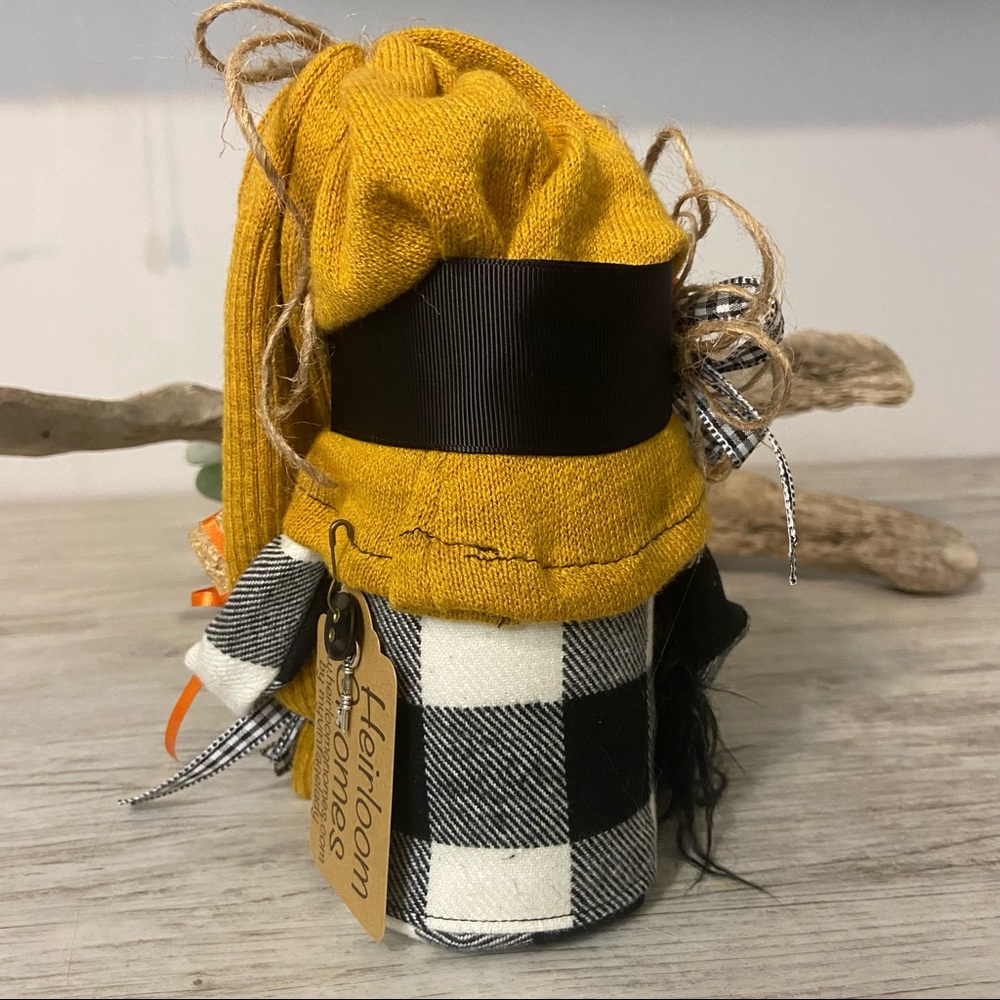 ❌SOLD❌Fall Harvest Gnome Plaid Black White Pumpkin Orange Hay Cottage Handmade - Picture 9 of 11